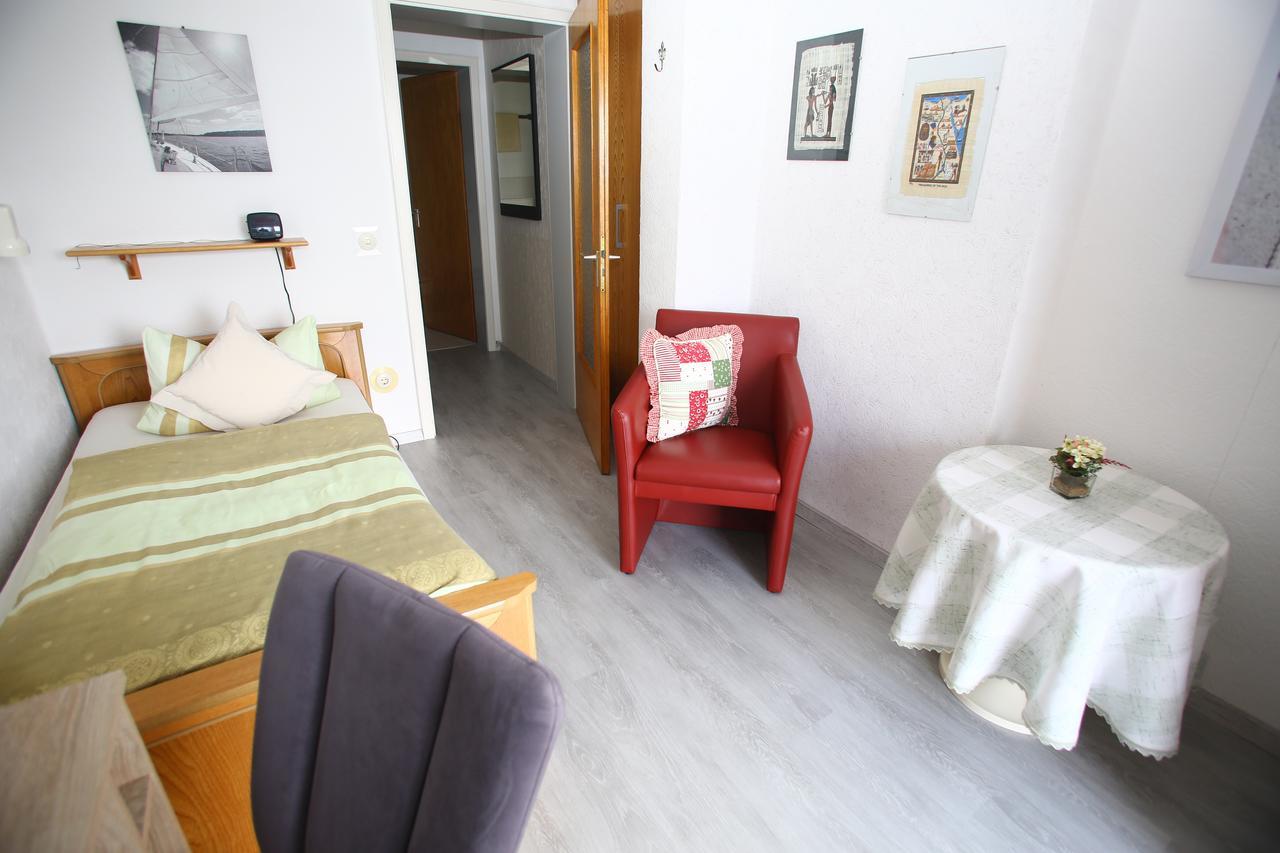 Pension Weinberg Mit Landhaus Nizza Gleisweiler المظهر الخارجي الصورة